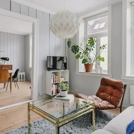 With 2 Bedrooms Lejlighed Bergen