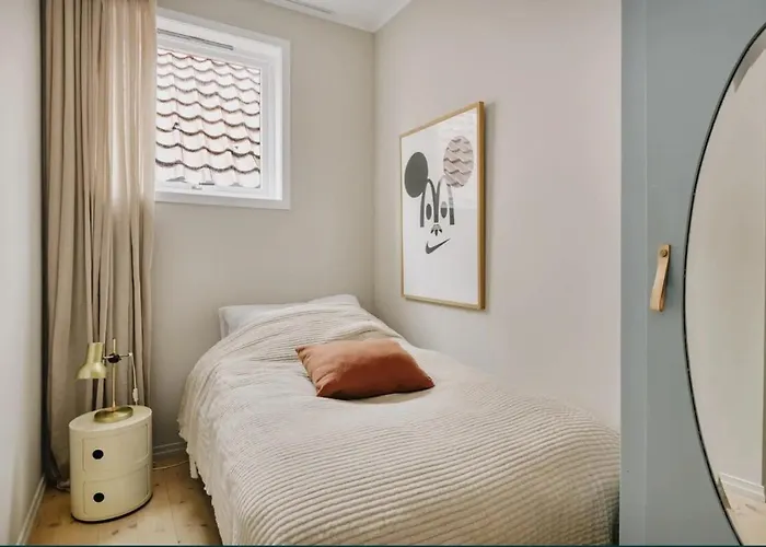 With 2 Bedrooms 公寓